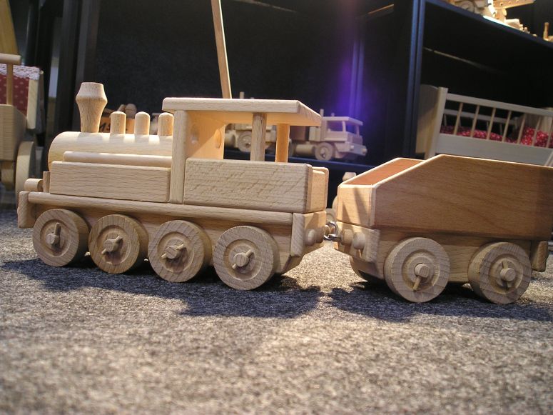 drewniane-parowozy-i-lokomotywy