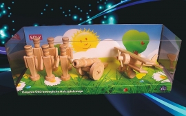 retro-drewniane-zabawki