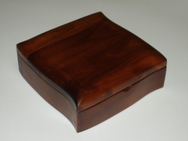 Pudełka drewniane‎