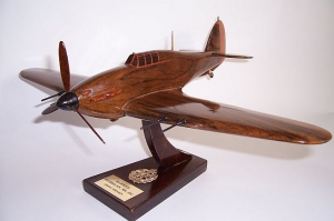 Hawker Hurricane Mk IIC brytyjski samolot myśliwski - model