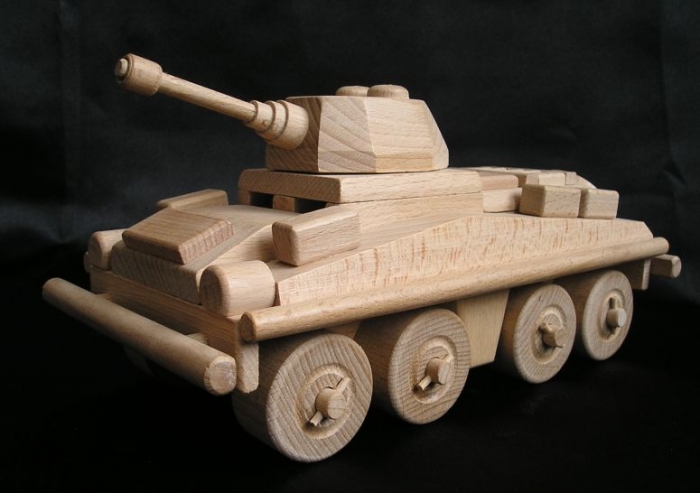 czołg-zabawki
