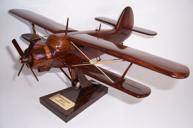 AN 2 Antonov model samolotu