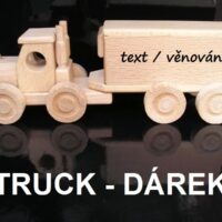 Drewniana ciężarówka z naczepą – wyjątkowy prezent dla kierowcy tira i fana transportu