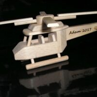 Drewniany helikopter dla dzieci z ruchomymi śmigłami – trwała zabawka z drewna bukowego