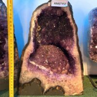 GEODA AMETYSTOWA 9,6 kg 30 cm średnia Brazylia