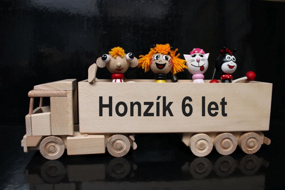Ciężarówka – drewniany truck jako prezent dla dziecka