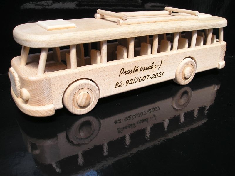 Symboliczny prezent dla kierowcy autobusu