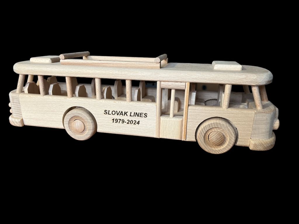 Elegancki model autobusu z grawerem